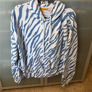 💙AN Blue and White Patterned Hoodie